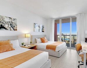 Desk, iron/ironing board, travel crib, WiFi - Chic Studio | Intracoastal View & Balcony (Hallandale Beach)
