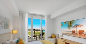 Desk, iron/ironing board, travel cot, WiFi - 1BR Bay View, Resort Amenities, Beach Access (Hallandale Beach)