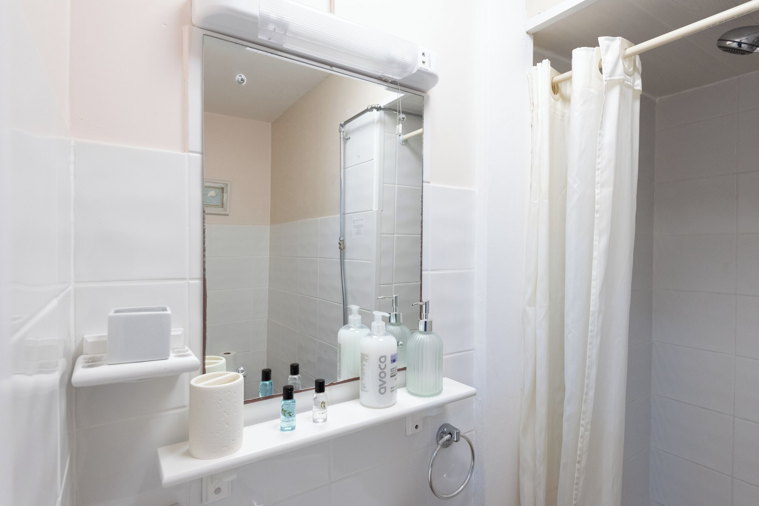 Shower, towels, toilet paper