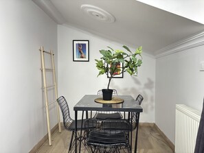 Dining - Stylish Loft In The Heart of Taksim! (Istanbul)