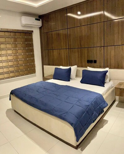 GOLDLIZ APARTMENT