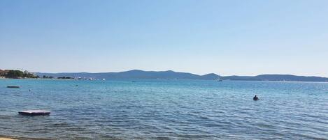 Platja a a prop