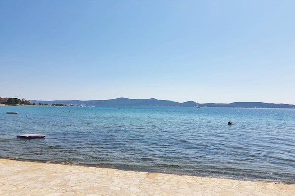 Beach nearby - Coastal Escape for 2 in Sukošan (Sukošan)