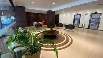 Apartment | Lobby
