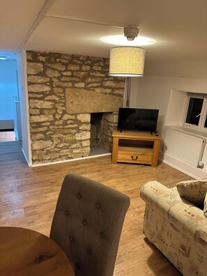 Interior - The Hayloft, on the doorstep of The Cotswolds (Oaksey)