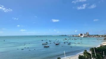 Deluxe Apartment, Partial Ocean View | Beach