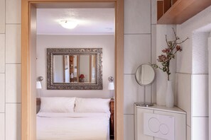 1 bedroom, WiFi (free), bed sheets