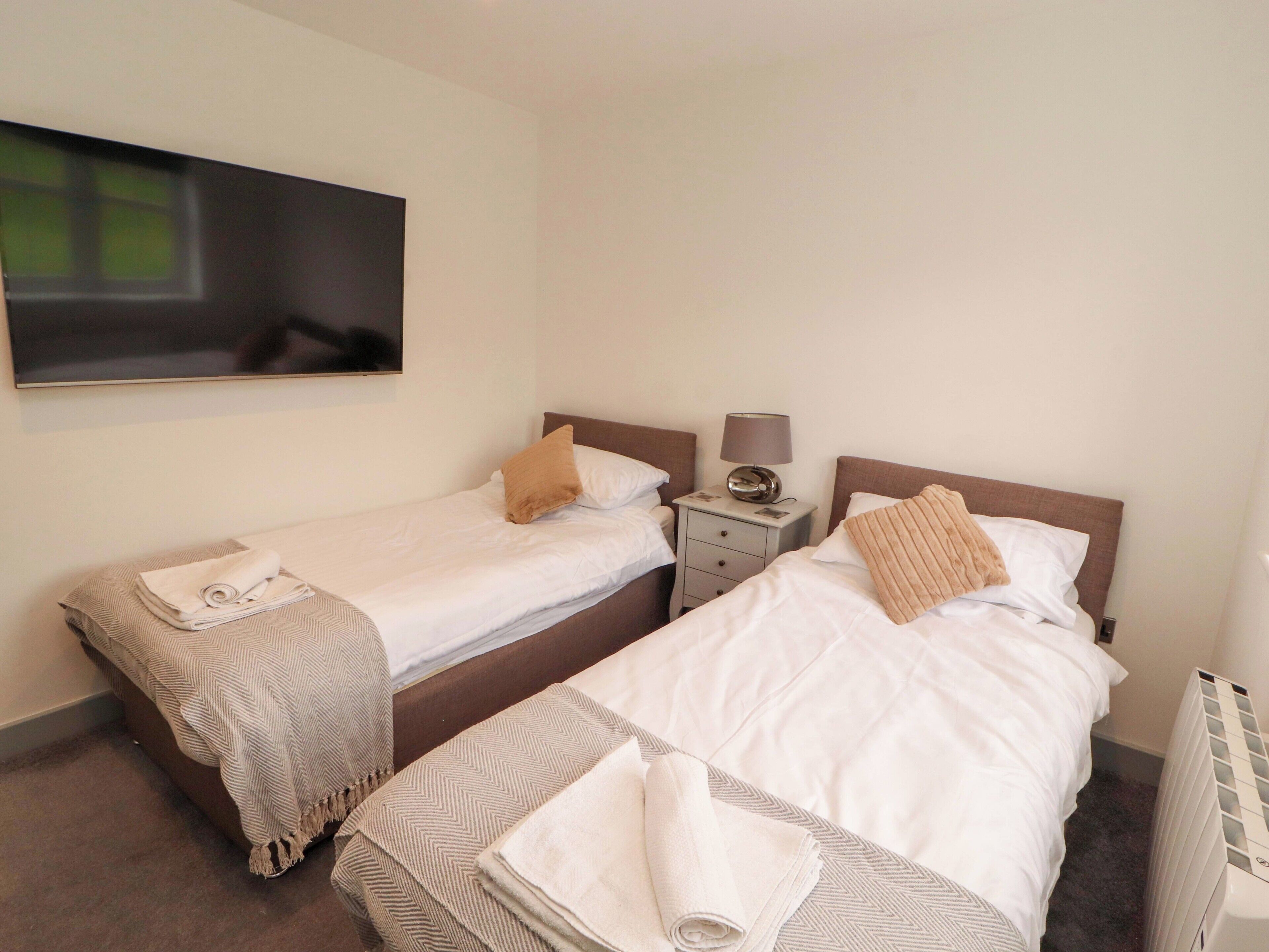 2 bedrooms, WiFi (free), individually decorated, individually furnished