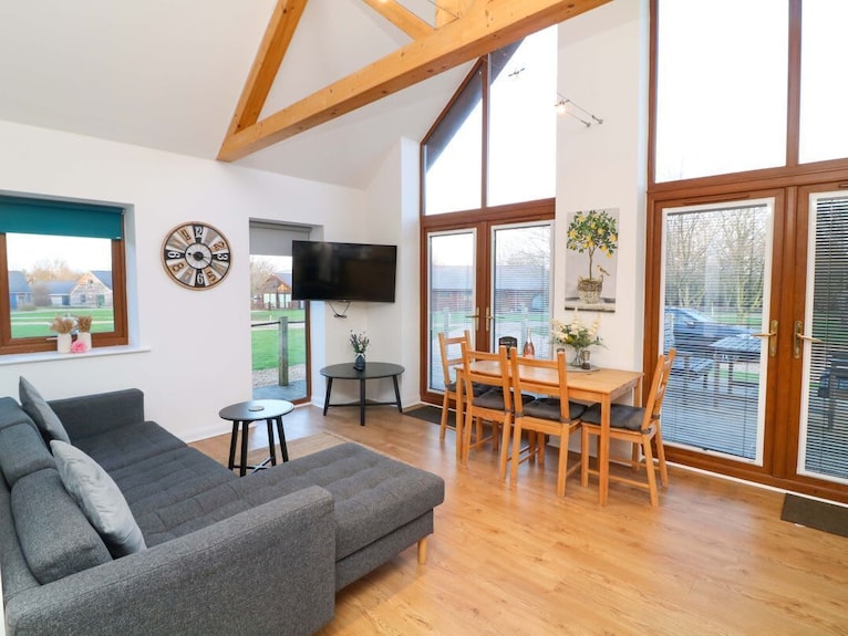 Lodge 3, Thorpe-on-the-hill - Lincoln