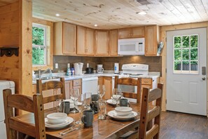 Private kitchen - Simple Roads! One Level Cabin, King Bed w/ Hot Tub, High Speed Spectrum Internet (Sevierville)