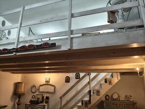 Interior - Grandma's House with Wi-Fi and Air Conditioning (Syracuse)