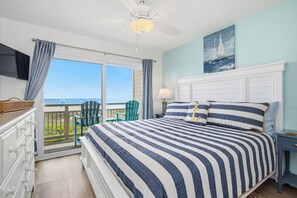 Iron/ironing board, travel cot, Internet, bed sheets - Ocean Dreams: Oceanfront Condo Near Pool, Pier (Oak Island)