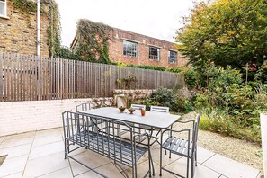 Exterior - Stylish Garden Flat Near Stoke Newington (London)