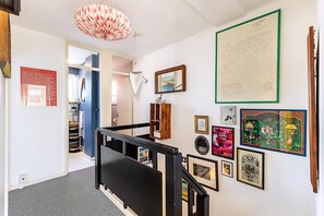 Exterior - Bright Bold Hackney Escape (London)
