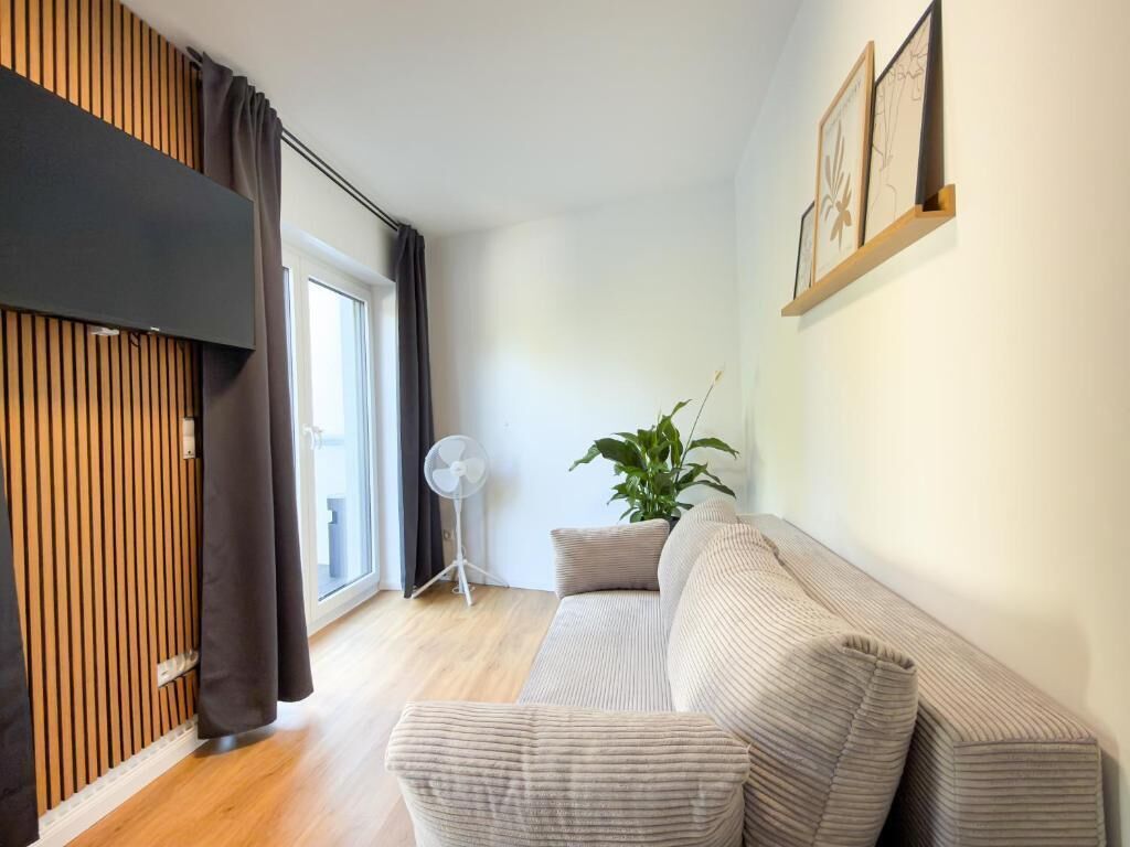 Appartamento, 3 camere da letto, balcone, vista giardino | Area soggiorno