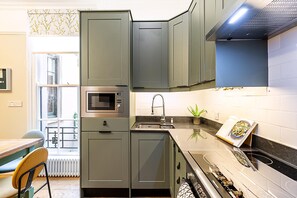 Private kitchen - Stylish Flat Near Denmark Hill (London)