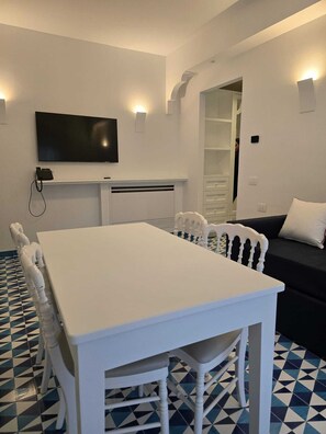 Dining - Palmerie Luxury - Two-room apartment (Laura)