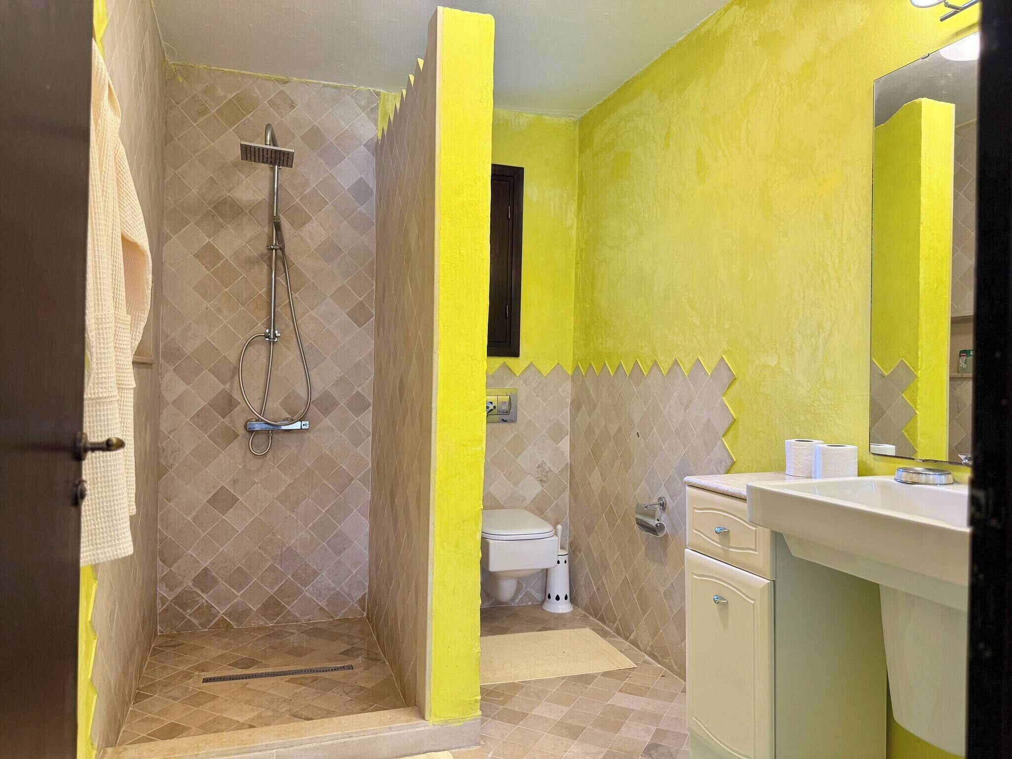 Villa, 5 habitaciones, fumadores, piscina privada | Ducha del cuarto de baño