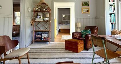 Quiet 2-Bedroom Cottage with a Huge Backyard in Charming Bellport