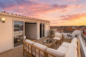 Terrace/patio - Luxury Rooftop Duplex | Terrace, Views & Parking (Lisboa)