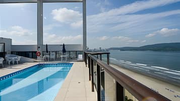 Apartment | Pool | Outdoor pool