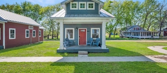 A cottage collection inspired by the performing arts heritage of Okoboji Summer Theatre