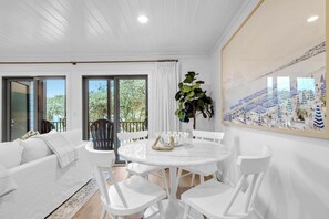 Dining - Saltwater Society by Stay on 30a (Inlet Beach)