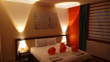 Standard Twin Room, Patio, Garden View