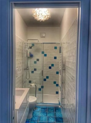 Apartment, Meerblick | Badezimmer