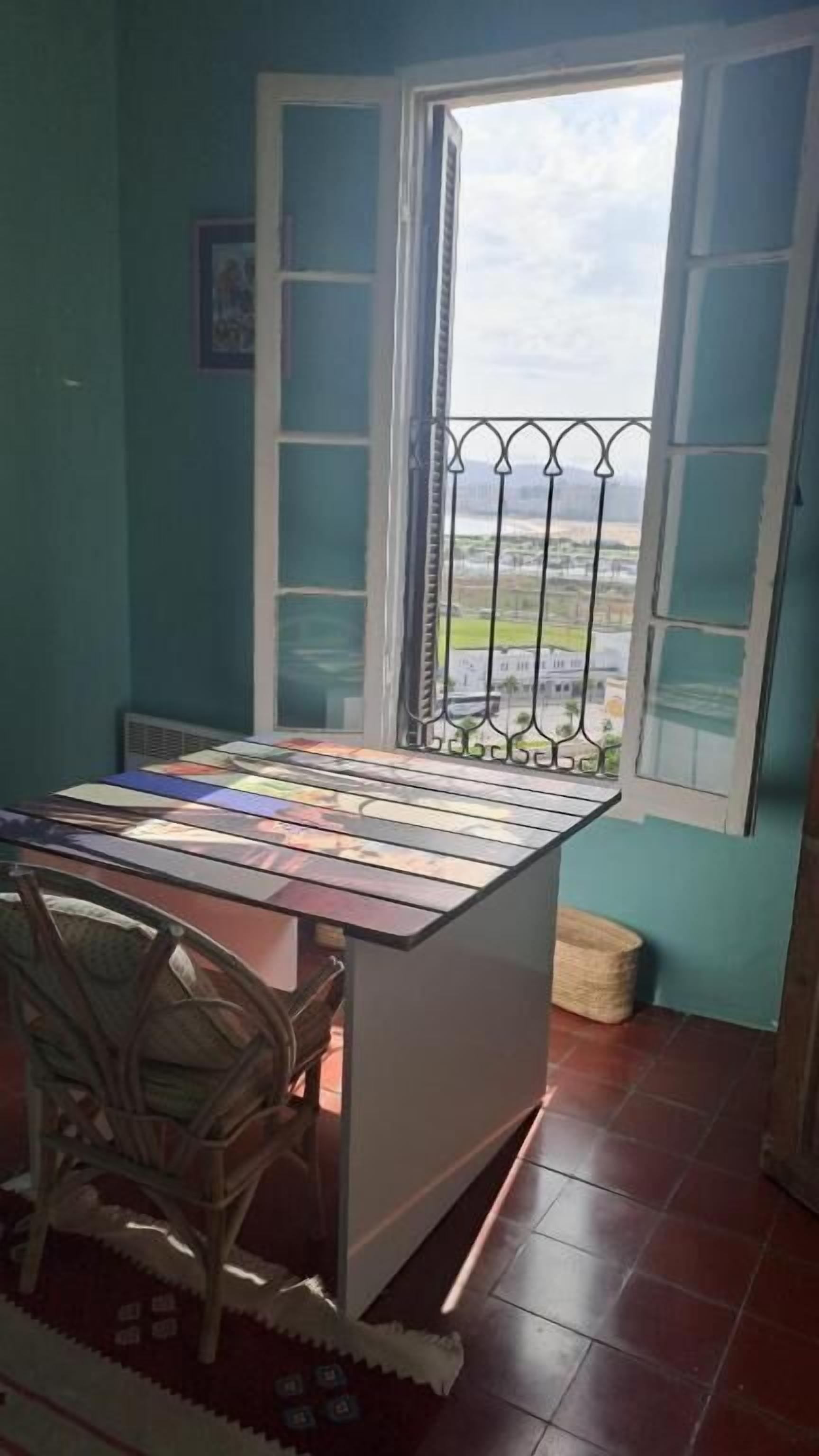 Tweepersoonskamer, uitzicht op de stad | Interieur