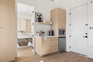 Fridge, microwave, coffee/tea maker, toaster