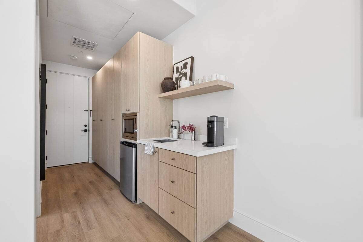 Fridge, microwave, coffee/tea maker, toaster