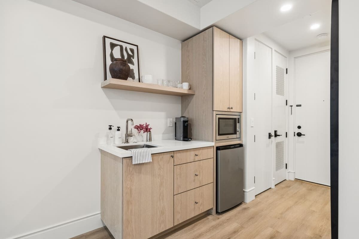 Fridge, microwave, coffee/tea maker, toaster