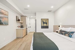 Iron/ironing board, Internet, bed sheets - Casa Iglesia Studio 108 (Santa Barbara)