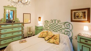 Internet - Leonardo da Fornia by Interhome (Carmignano)