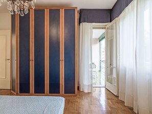 Unclassified image, 2 of 23, button - Casa Dany by Interhome (Sanremo)