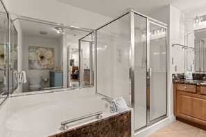 Condo, Multiple Beds (Ariel Dunes I 801- Morning Raes) | Bathroom - Ariel Dunes I 801- Morning Raes (Miramar Beach)