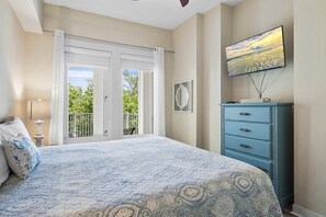 Condo, 1 King Bed with Sofa bed (Bahia 4423- Changes in Latitudes) - Bahia 4423- Changes in Latitudes (Miramar Beach)