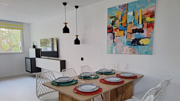 Dining - Modern, excellent location, brand-new. City of the Arts (valéncia)