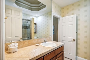 House, Multiple Beds (Beachwalk Retreat) | Bathroom - Beachwalk Retreat (Destin)