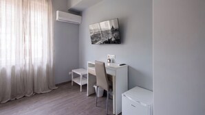 Unclassified image, 4 of 35, button - La Palazzata Urban Suites (Messina)
