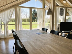 Dining - "Troen" - 400m from the sea by Interhome (Otterup)