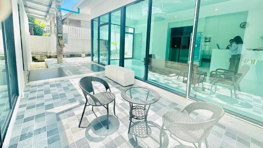 Kata Platinum Hotel