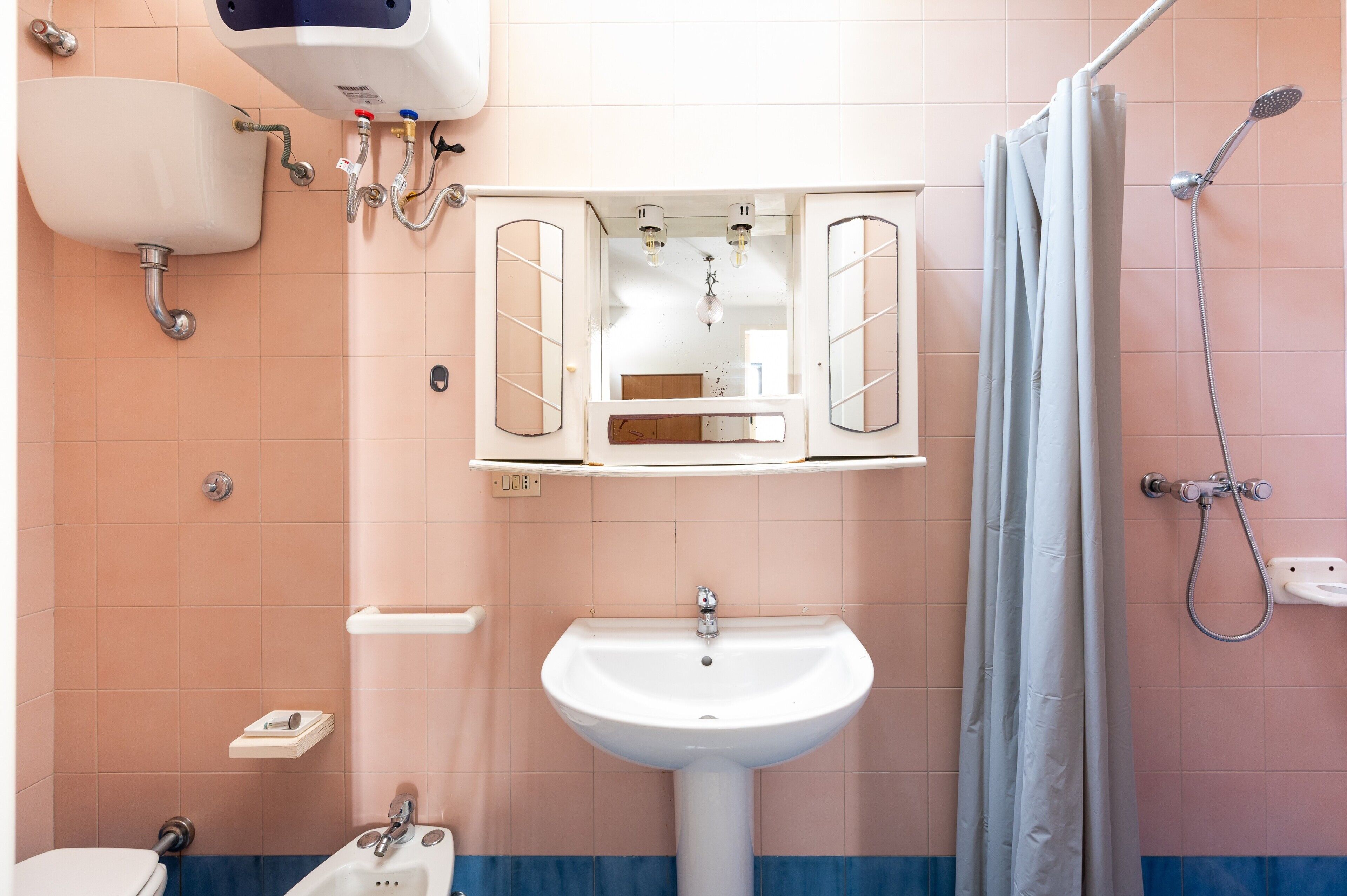 Douche, serviettes fournies