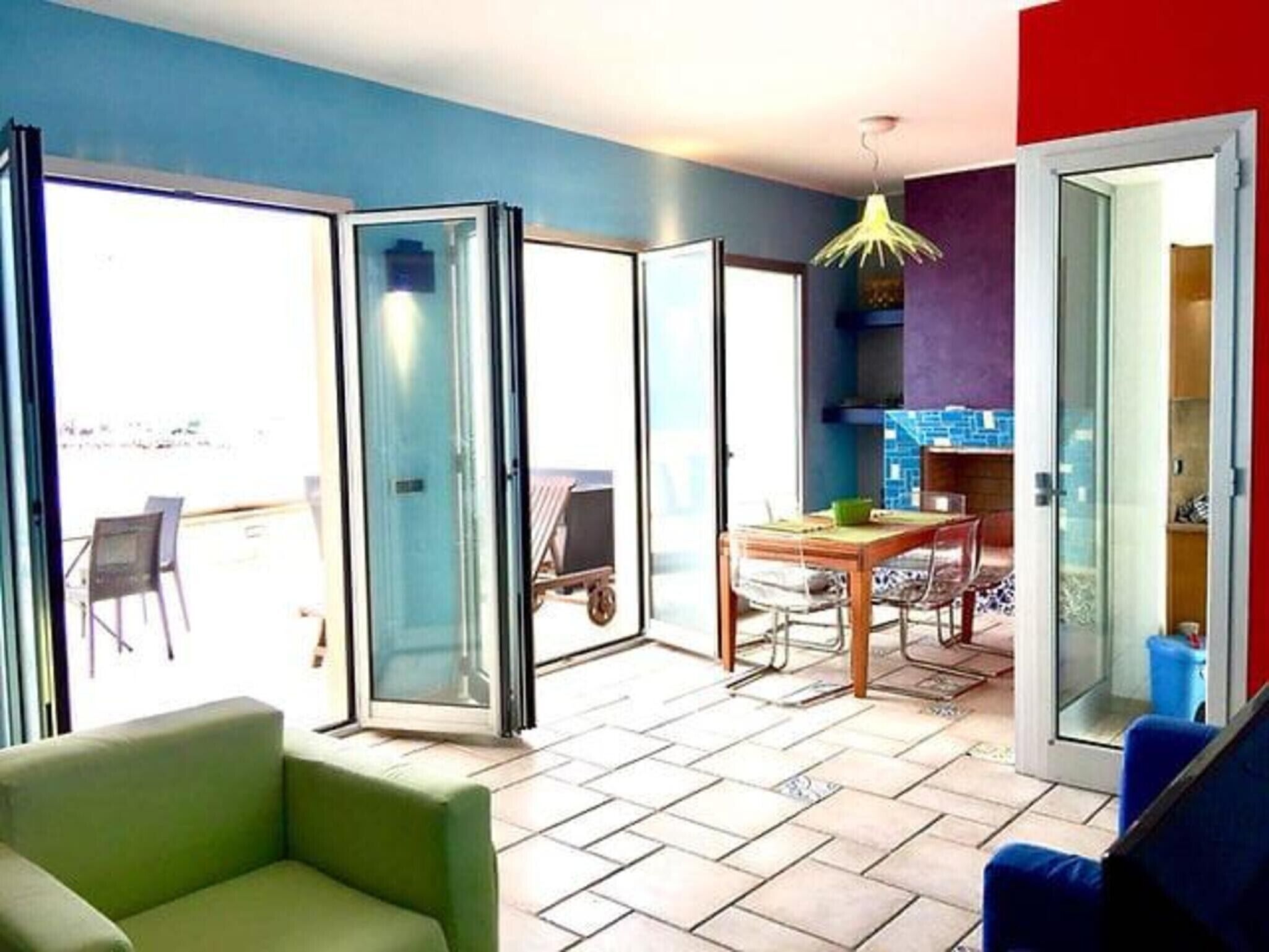 Téléviseur, foyer