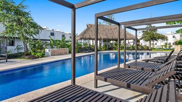 Villa | Pool | Outdoor pool, pool umbrellas, pool loungers