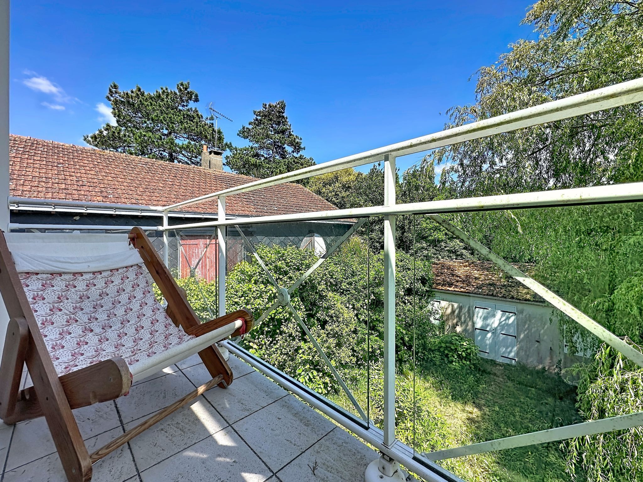 施設の敷地