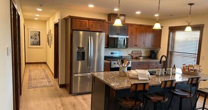 Newly Remodeled 3BR Riverfront Apartment w/ WiFi, Garage & Private Access