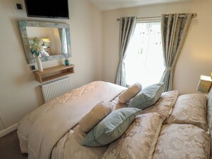 3 bedrooms, individually decorated, individually furnished - P and M Luxury Lodge Br15 (Lincoln)
