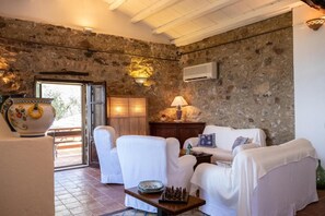 Villa, 3 Bedrooms, Private Pool, Garden View | Living area - Sea Pool and Relax Cefalù (Cefalù)